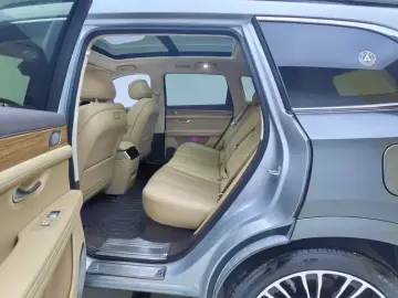 2024 Aito AITO M7 с пробегом 59 800 км