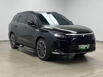 2024 Aito AITO M7 с пробегом 30 800 км