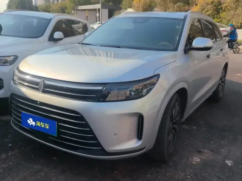 2024 Aito AITO M7 с пробегом 89 000 км