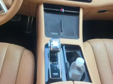 2024 Aito AITO M7 с пробегом 89 000 км