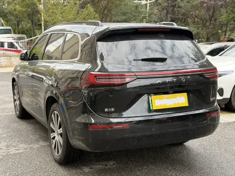 2024 Aito AITO M7 с пробегом 24 000 км