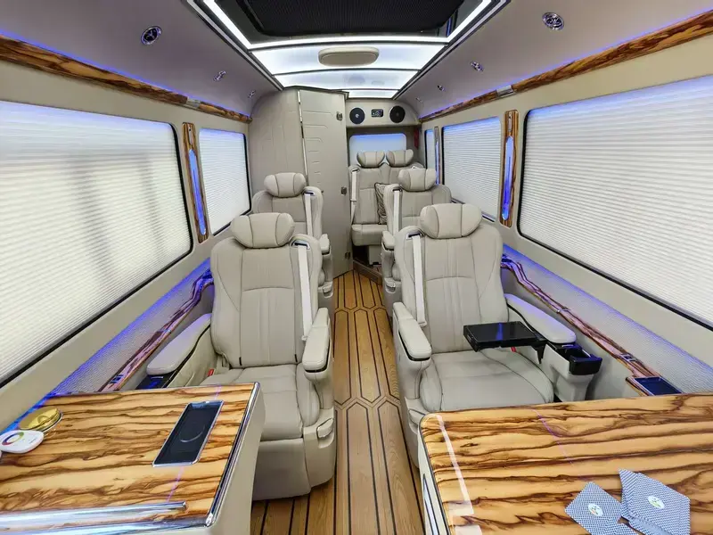 2025 Hongqi Guoyue с пробегом 22 000 км