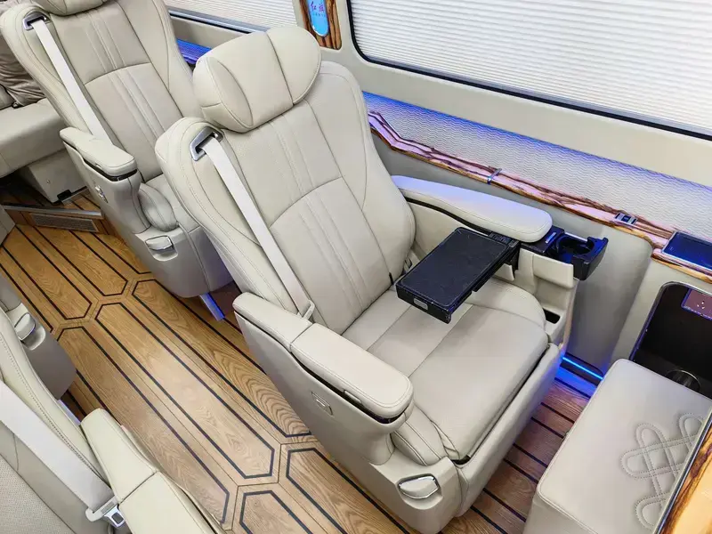 2025 Hongqi Guoyue с пробегом 22 000 км