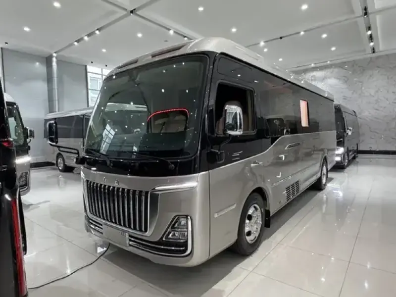 2026 Hongqi Guoyue с пробегом 200 км