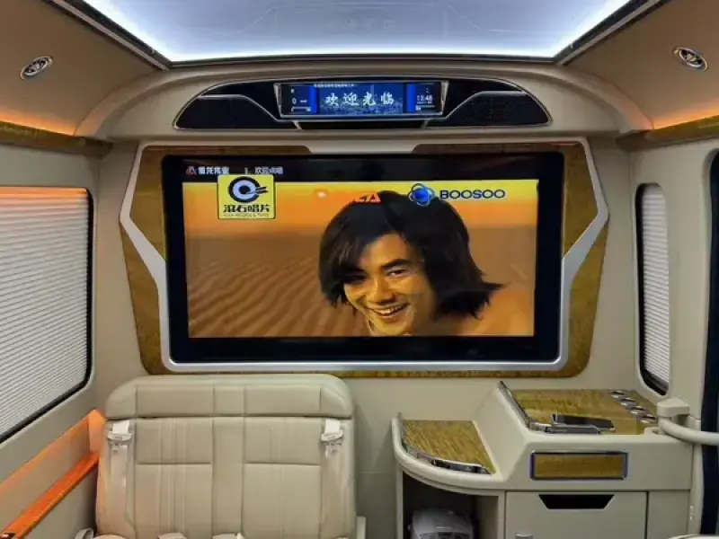 2026 Hongqi Guoyue с пробегом 200 км