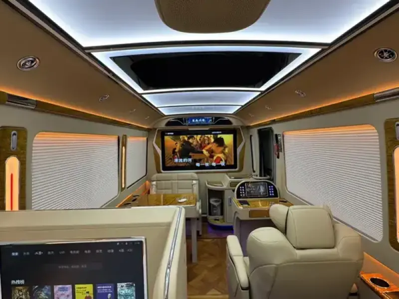 2026 Hongqi Guoyue с пробегом 200 км