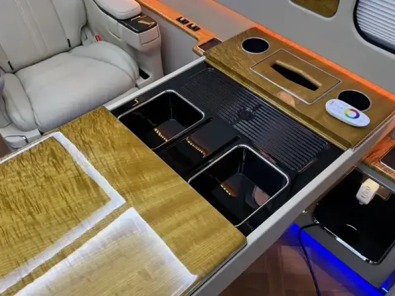 2026 Hongqi Guoyue с пробегом 200 км