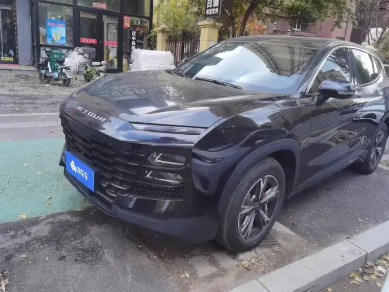 2023 JETOUR Dasheng i-DM с пробегом 14 000 км