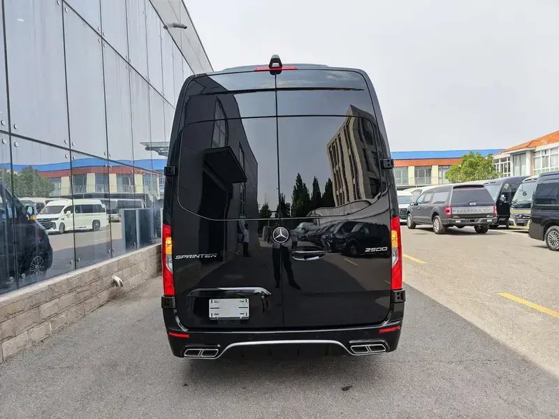 2026 Mercedes-Benz Sprinter с пробегом 500 км