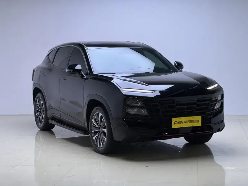 2023 JETOUR Dasheng i-DM с пробегом 22 300 км
