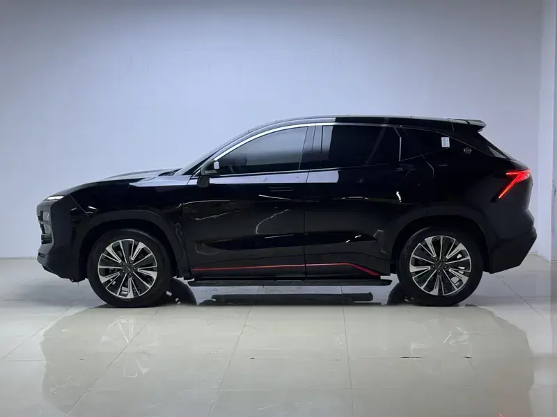 2023 JETOUR Dasheng i-DM с пробегом 22 300 км
