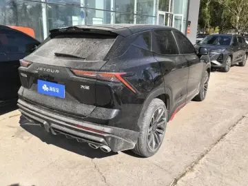 2022 JETOUR Dasheng i-DM с пробегом 74 000 км