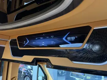 2025 Mercedes-Benz Sprinter с пробегом 100 км