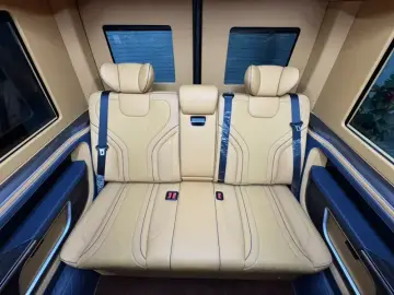 2025 Mercedes-Benz Sprinter с пробегом 100 км