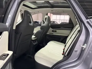 2023 JETOUR Dasheng i-DM с пробегом 41 000 км