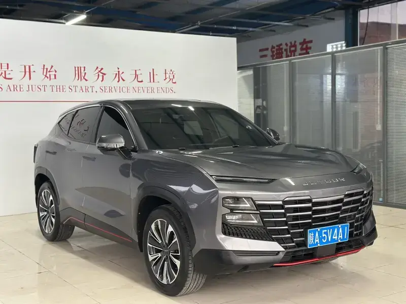 2023 JETOUR Dasheng i-DM с пробегом 30 000 км