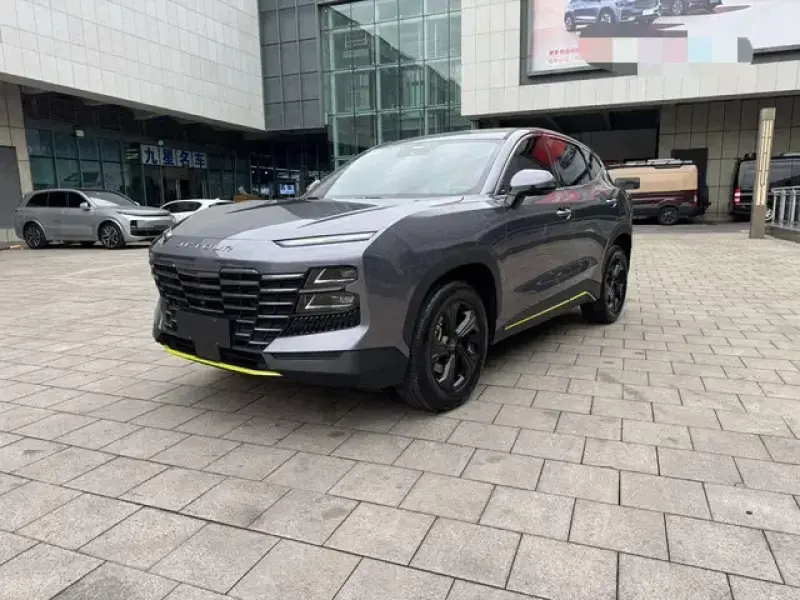 2024 JETOUR Dasheng i-DM с пробегом 10 000 км