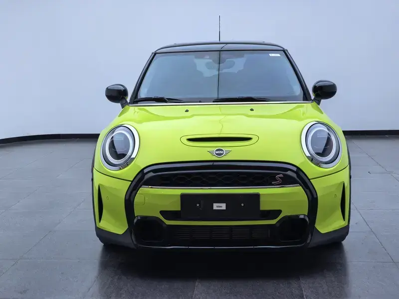 2022 Mini Electric MINI COOPER с пробегом 18 000 км