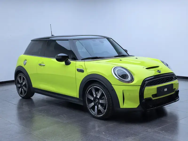 2022 Mini Electric MINI COOPER с пробегом 18 000 км