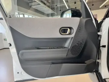 2025 Mini Electric MINI COOPER с пробегом 1 600 км