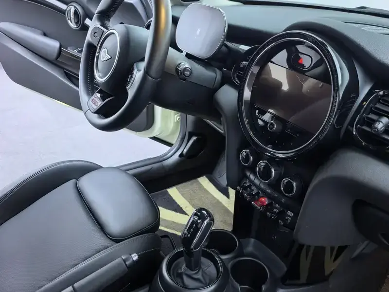 2022 Mini Electric MINI COOPER с пробегом 80 000 км