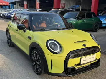 2023 Mini Electric MINI COOPER с пробегом 8 900 км