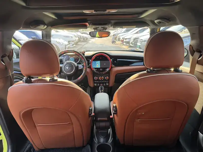2023 Mini Electric MINI COOPER с пробегом 8 900 км