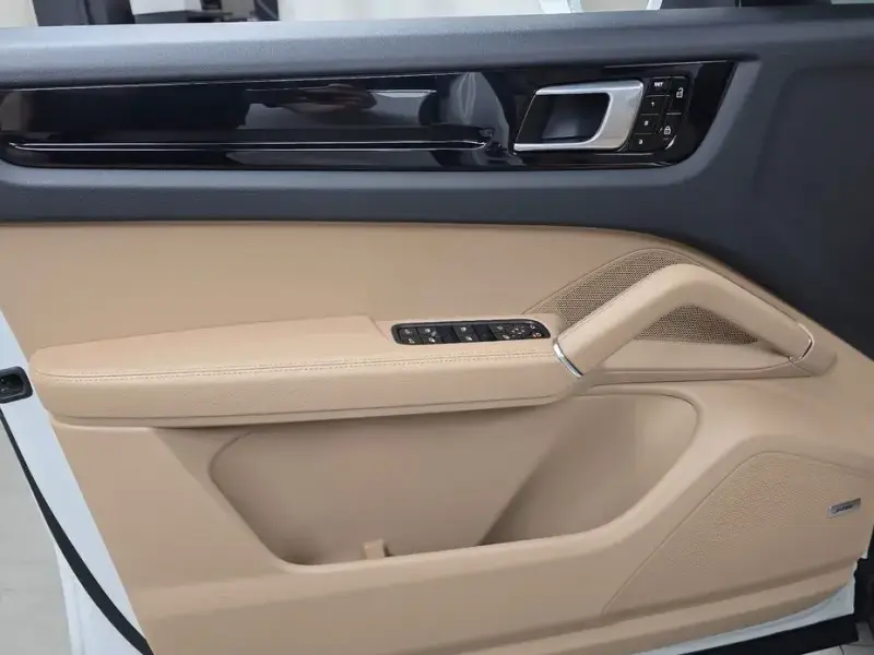 2021 Porsche Cayenne с пробегом 56 775 км