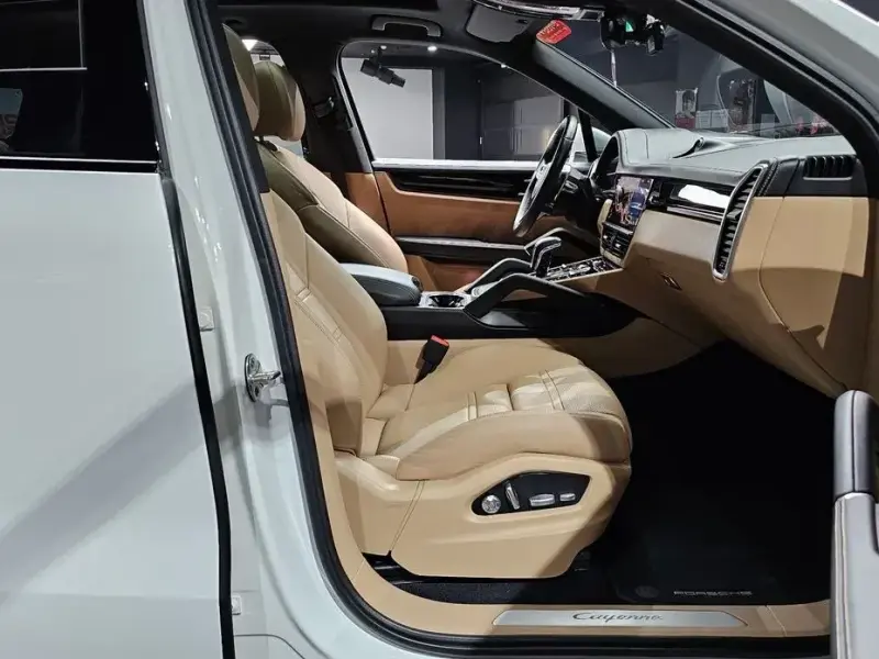 2020 Porsche Cayenne с пробегом 37 181 км