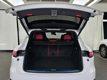 2021 Porsche Cayenne с пробегом 57 333 км