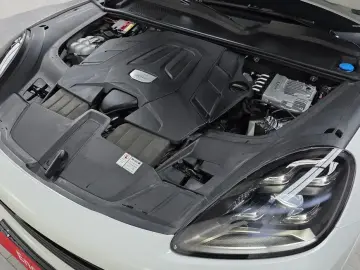 2021 Porsche Cayenne с пробегом 29 155 км