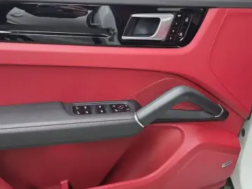 2021 Porsche Cayenne с пробегом 29 155 км