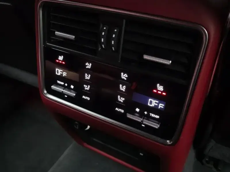 2021 Porsche Cayenne с пробегом 29 155 км
