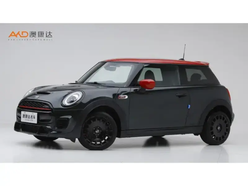 2021 Mini JCW с пробегом 20 800 км