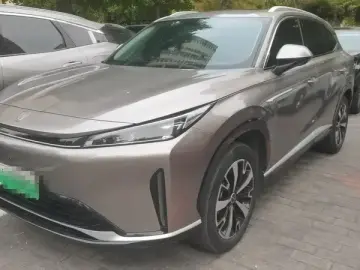 Roewe D5X DMH