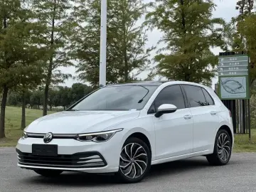 2021 Volkswagen Golf Electric с пробегом 30 000 км