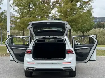 2021 Volkswagen Golf Electric с пробегом 30 000 км