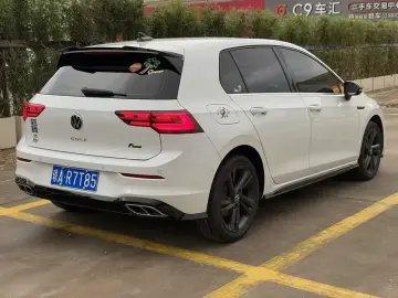 2023 Volkswagen Golf Electric с пробегом 25 000 км