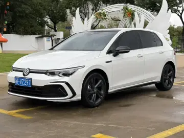 2023 Volkswagen Golf Electric с пробегом 35 000 км
