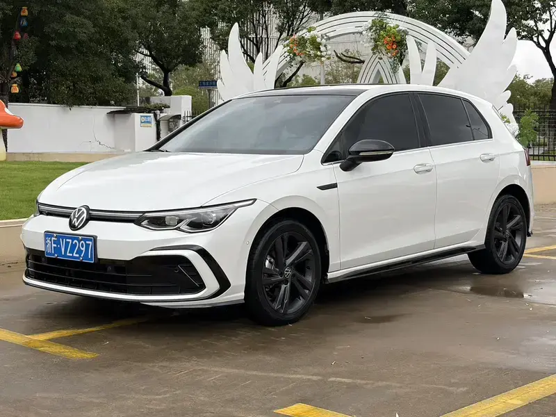 2023 Volkswagen Golf Electric с пробегом 35 000 км