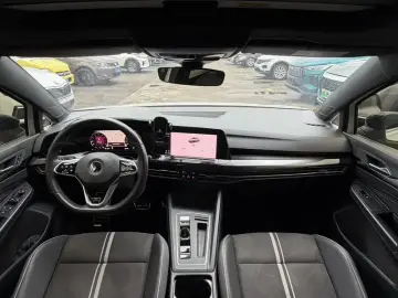 2023 Volkswagen Golf Electric с пробегом 35 000 км