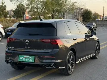 2023 Volkswagen Golf Electric с пробегом 17 000 км