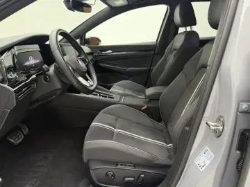 2021 Volkswagen Golf Electric с пробегом 44 000 км