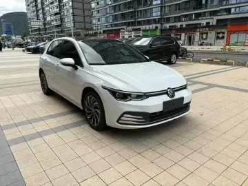 2021 Volkswagen Golf Electric с пробегом 14 000 км