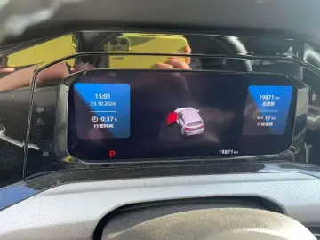 2023 Volkswagen Golf Electric с пробегом 19 000 км