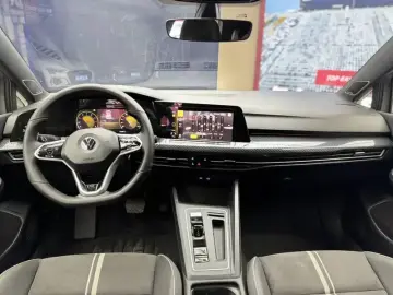 2023 Volkswagen Golf Electric с пробегом 44 000 км