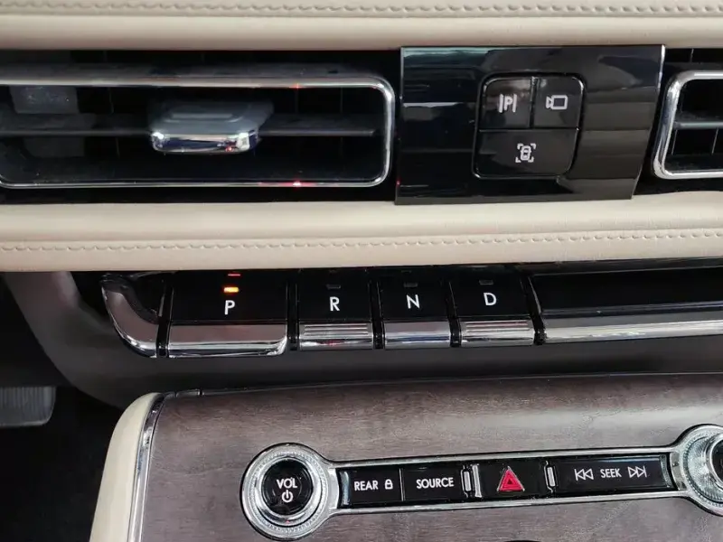 2023 Lincoln Aviator с пробегом 25 540 км