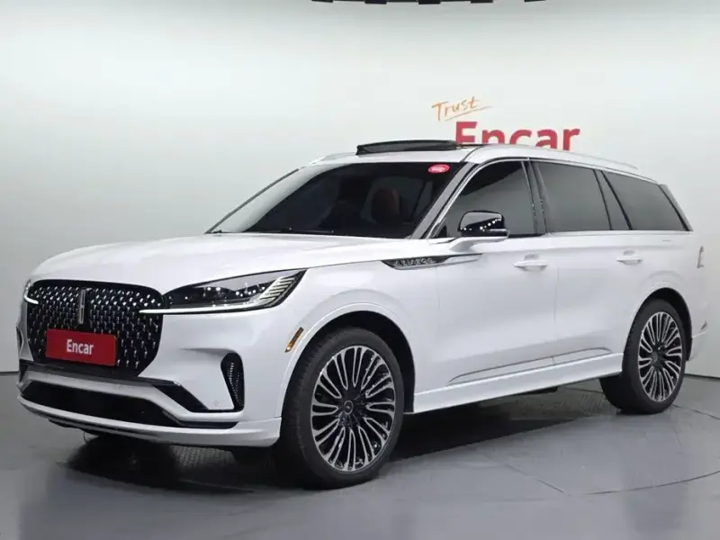 2024 Lincoln Aviator с пробегом 6 616 км