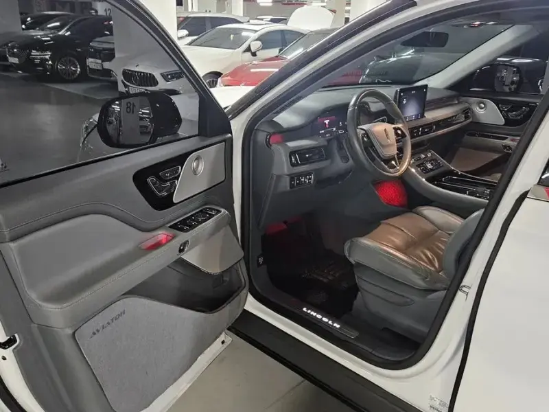 2021 Lincoln Aviator с пробегом 66 201 км