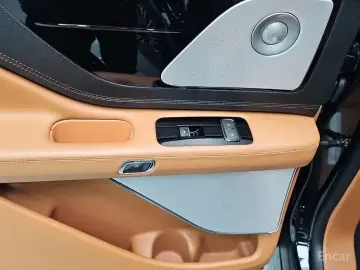 2023 Lincoln Aviator с пробегом 56 820 км